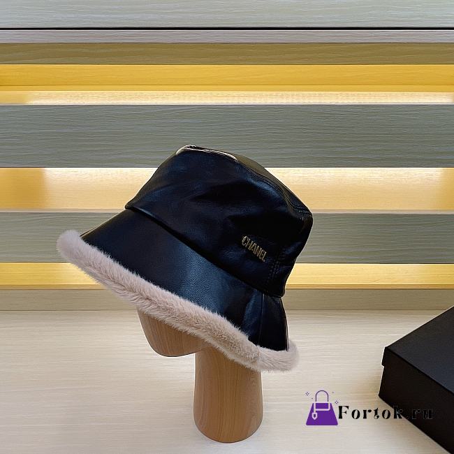 Fortok Chanel Fur-edge Bucket Hat Black - 1