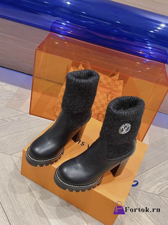 Fortok Louis Vuitton Star Trail Ankle Boots ‘Black’ 1AAC20 - 1