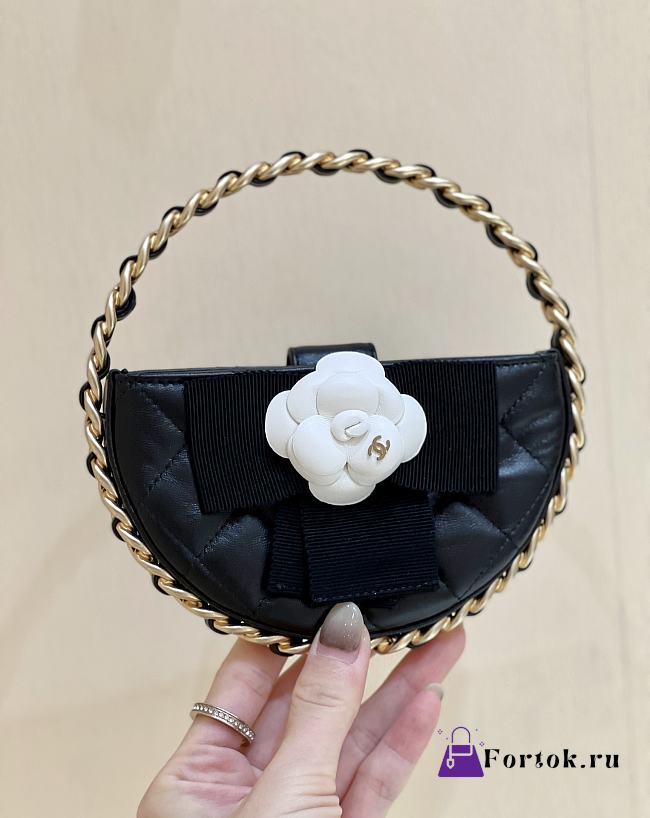 Fortok Chanel Camellia Hula Hoop Pouch Black 16x2.5x16cm - 1
