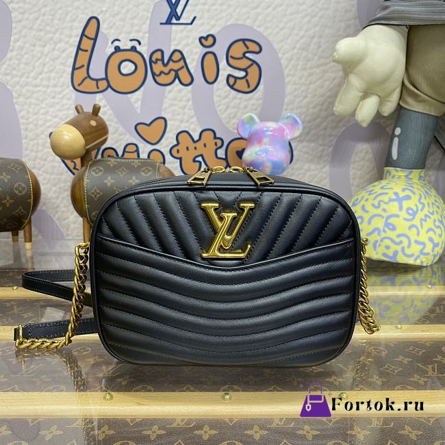 Fortok Louis Vuitton New Wave Camera Bag Black M58677 21.5x15.5x6cm - 1