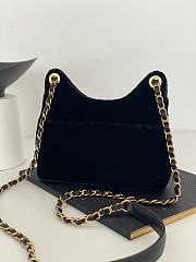 Fortok Chanel 23B Black Velvet Bag 17x19x6cm - 3