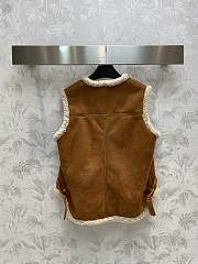 Fortok Chanel 23SS Plush Hooded Vest - 5