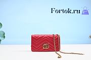 Fortok Gucci Flip Gold Buckle V-shaped Red Bag 18cm - 1