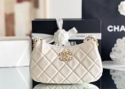 Fortok Chanel 23K Chain Hobo Armpit Bag White 23.5x5x13.5cm - 1