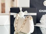 Fortok Chanel 23K Chain Hobo Armpit Bag White 23.5x5x13.5cm - 6