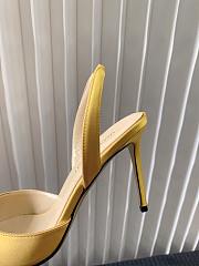 Fortok Mach&Mach SS23 Triple Crystal Heart-Embellished Satin Pumps Yellow - 2