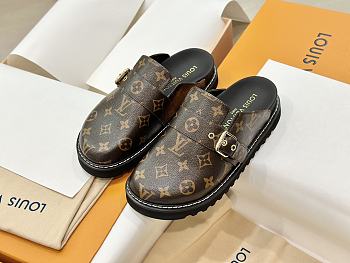 Fortok Louis Vuitton Flat Cozy Comfort Slippers Brown