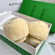 Fortok Bottega Veneta Natural Atomic Shearling-trimmed Ballet Flats - 6