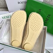 Fortok Bottega Veneta Natural Atomic Shearling-trimmed Ballet Flats - 2