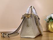 Fortok Louis Vuitton OnTheGo East West Bag Beige M23698 25x13x10cm  - 4