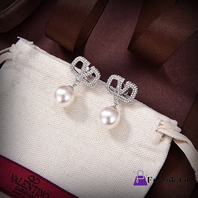 Fortok Valentino Diamond & Pearl Earrings - 1