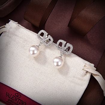 Fortok Valentino Diamond & Pearl Earrings