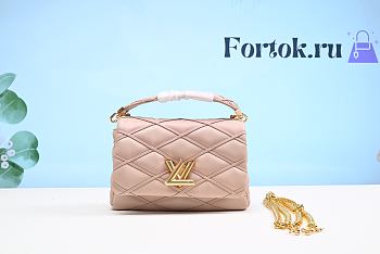 Fortok Louis Vuitton GO-14 Twist Bag Beige M23568 23x16x10cm