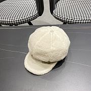 Fortok Louis Vuitton 215 Velvet Octagonal Hat White - 1