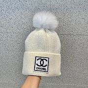Fortok Chanel Beanie Fur Ball White - 3
