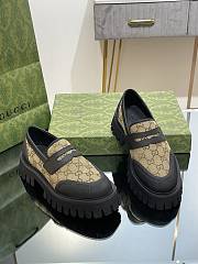 Fortok Gucci Maxi GG Lace Up Shoes in Camel - 2