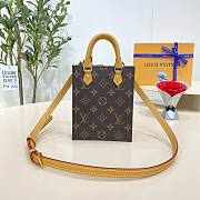 Fortok Louis Vuitton Petit Sac Plat Bag M81295 14x17x5cm - 1