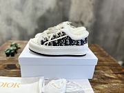 Fortok Dior Platform Deep Blue Oblique Embroidered Cotton and White Shearling Sneakers - 1