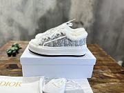 Fortok Dior Platform Grey Oblique Embroidered Cotton and White Shearling Sneakers - 1