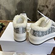Fortok Dior Platform Grey Oblique Embroidered Cotton and White Shearling Sneakers - 4