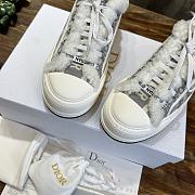 Fortok Dior Platform Grey Oblique Embroidered Cotton and White Shearling Sneakers - 5