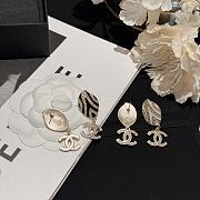 Fortok Chanel Black/White Patterned White Diamond Double C Earrings - 3