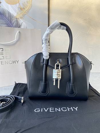 Fortok Givenchy Mini Antigona Lock Leather Bag Black 23x27x13cm