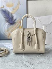 Fortok Givenchy Mini Antigona Lock Leather Bag Beige 23x27x13cm - 1