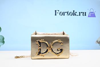 Dolce & Gabbana Nappa DG Girls Bag In Leather Gold 21x14.5x3cm