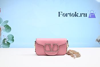 Fortok Valentino VLogo Signature Diamond Buckle Calfskin Shoulder Bag in Pink