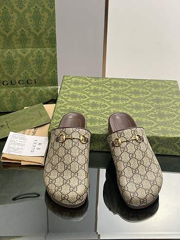 Fortok Gucci Monogrammed Horsebit Slides