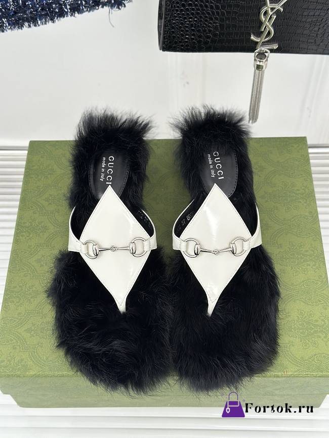Fortok Gucci White Thong Sandal With Horsebit - 1