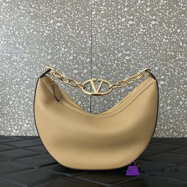 Fortok Valentino Garavani Vlogo Moon Bag Beige 29x23x11cm - 1