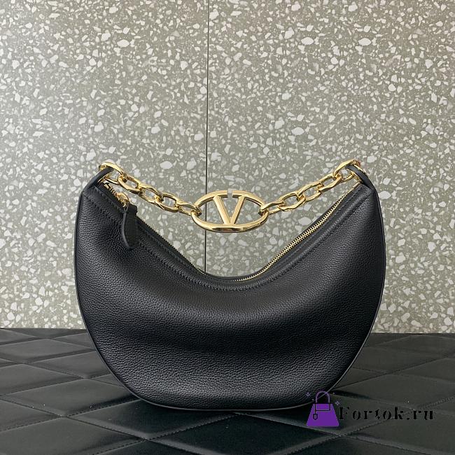 Fortok Valentino Garavani Vlogo Moon Bag Black 29x23x11cm - 1