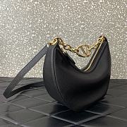 Fortok Valentino Garavani Vlogo Moon Bag Black 29x23x11cm - 2