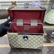 Fortok Gucci Globe-Trotter GG Beauty Case In Beige And Ebony GG Supreme Canvas  - 3