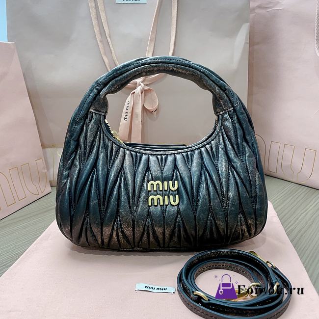 Fortok MiuMiu Wander Matelassé Shoulder Bag Black 23x13x7cm - 1