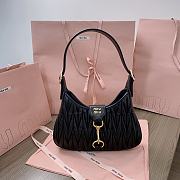Fortok Miu Miu Logo-Lettering Shoulder Bag Black 29x15x4cm - 1