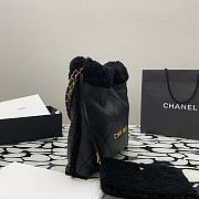 Fortok Chanel Shearling Aged Lambskin & Gold-Tone Metal Black Bag 30x30x8cm - 6