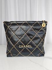 Fortok Chanel Shiny Calfskin & Gold-Tone Metal Black 35x37x7cm - 1