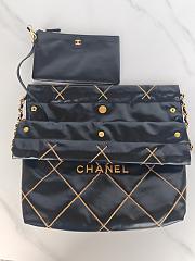 Fortok Chanel Shiny Calfskin & Gold-Tone Metal Black 35x37x7cm - 3