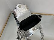 Fortok Versace La Medusa Top Handle Bag in Silver Metalic Leather 20x10x17cm - 6