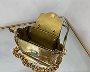 Fortok Versace La Medusa Top Handle Bag in Gold Metalic Leather 20x10x17cm - 6