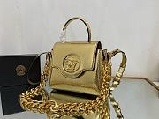 Fortok Versace La Medusa Top Handle Bag in Gold Metalic Leather 20x10x17cm - 3