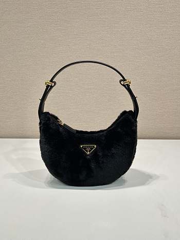 Fortok Prada Moon Shearling Bag in Black 22.5x18.5x6.5cm