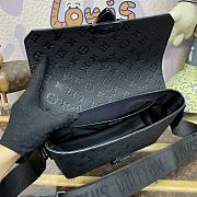 Fortok Louis Vuitton S-Cape Messenger Taurillon Monogram Bag Black M23741 28x16x10cm - 4