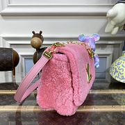Fortok Louis Vuittin Twist Shearling Bag Pink M21320 23x17x9.5cm - 5