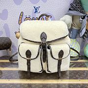 Fortok Louis Vuitton Shearling Backpack Cream/Brown M23384 31x31x17cm - 1