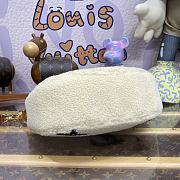 Fortok Louis Vuitton Over The Moon Shearling Bag M23321 27.5x16x7cm - 4