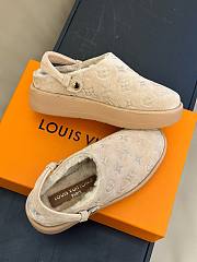 Fortok Louis Vuitton Aspen Platform Clog Shoes Beige - 4
